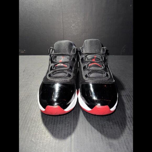 Nike Air Jordan 11 CMFT Low Bred - DM0844-005 - Size 10.5 - Picture 3 of 9